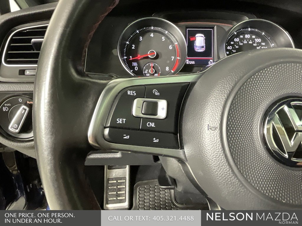 Used 2017 Volkswagen GTI SE image 39