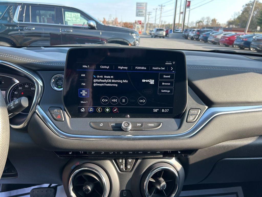 Used 2024 Chevrolet Blazer LT w/ Convenience Package image 31