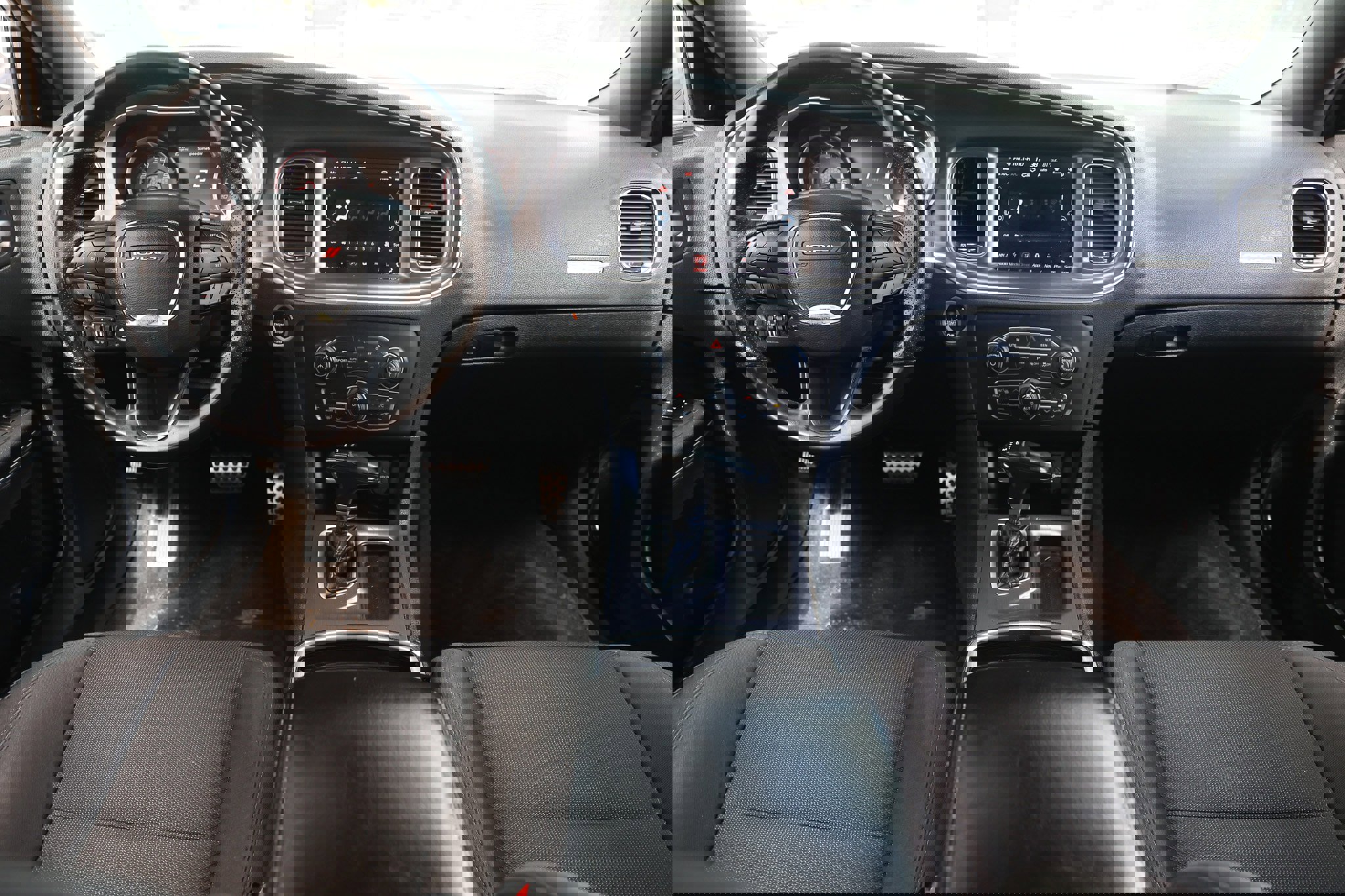 Used 2018 Dodge Charger R/T Scat Pack RWD image 26