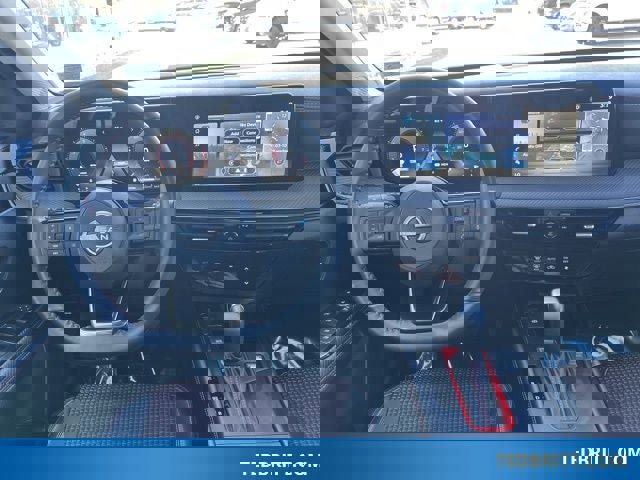 Used 2025 Nissan Kicks SR image 17