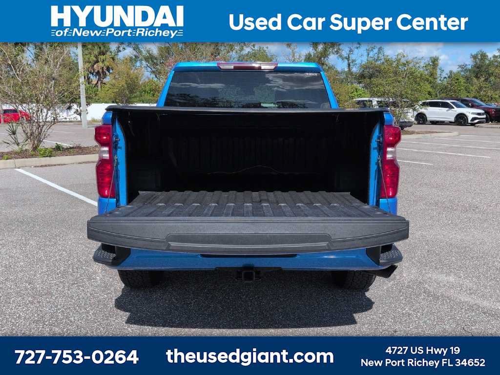 Used 2026 Chevrolet Silverado 1500 Custom w/ Turbomax Blackout Package AWD/4WD image 12
