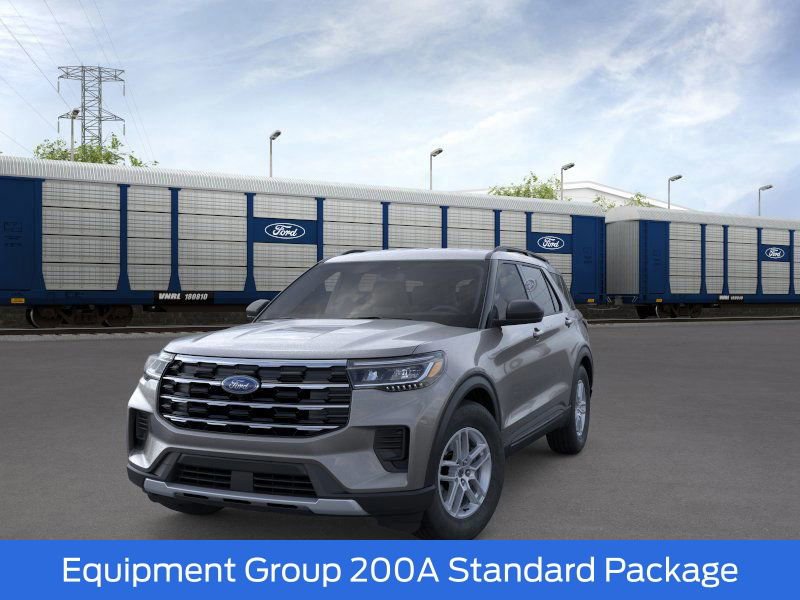 Used 2026 Ford Explorer Active image 3