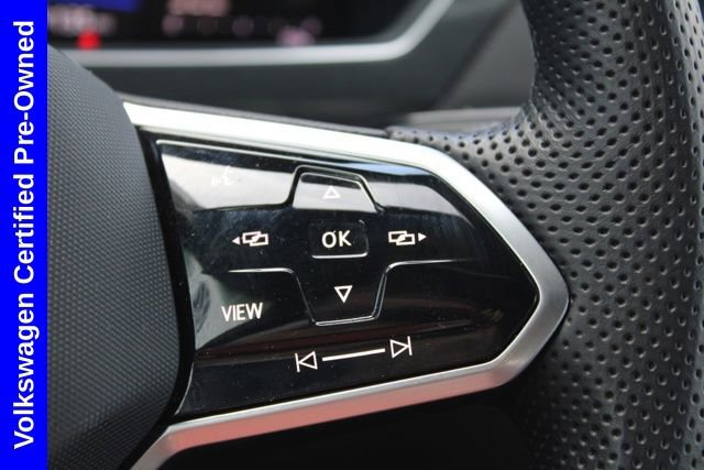 Used 2024 Volkswagen Tiguan SE R-Line image 32
