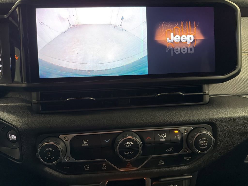 Used 2024 Jeep Wrangler Sport image 13