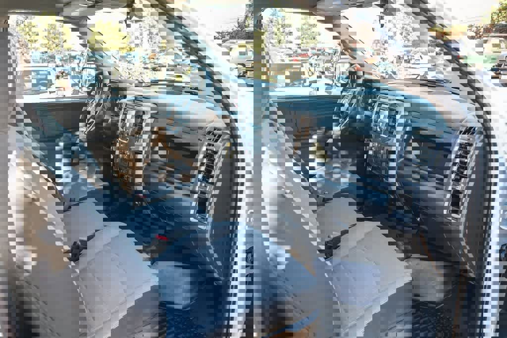 Used 2022 RAM 1500 Tradesman w/ Tradesman SXT Package image 16