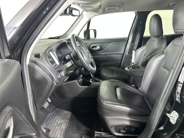 Used 2023 Jeep Renegade Limited image 11