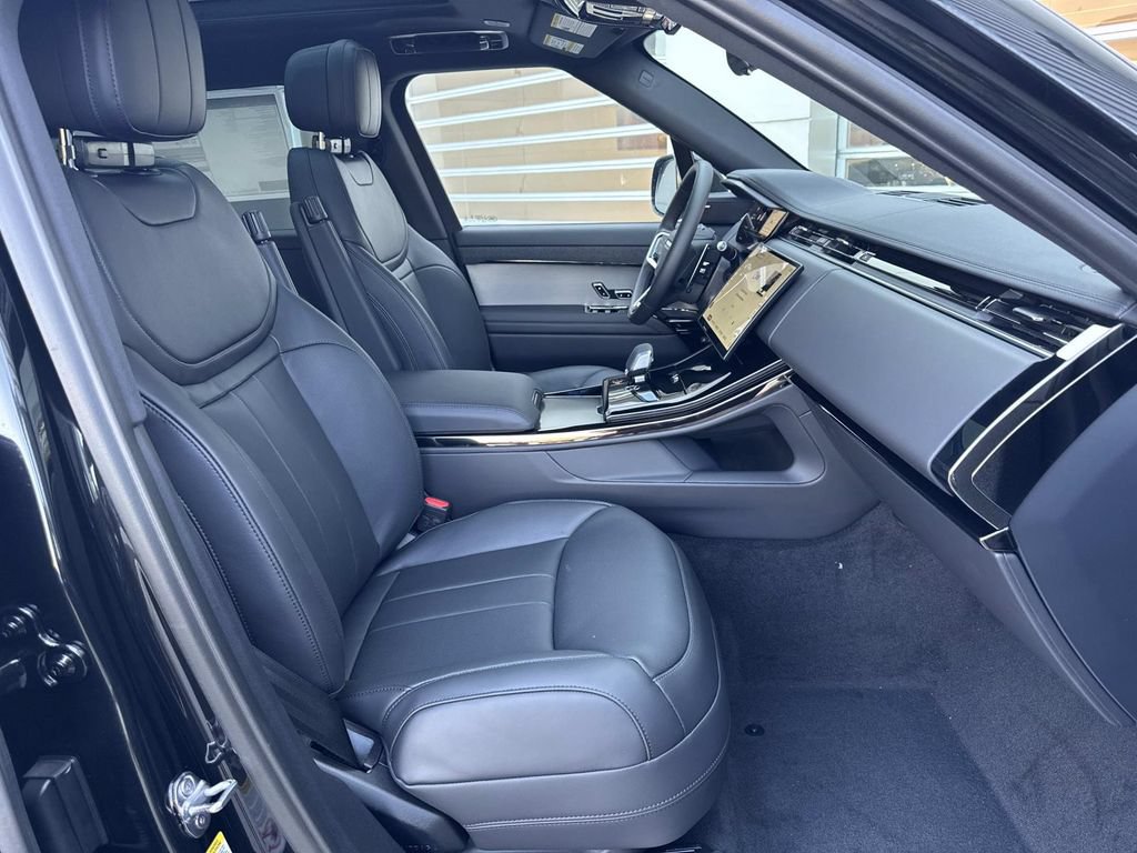 New 2026 Land Rover Range Rover Sport SE AWD/4WD image 9