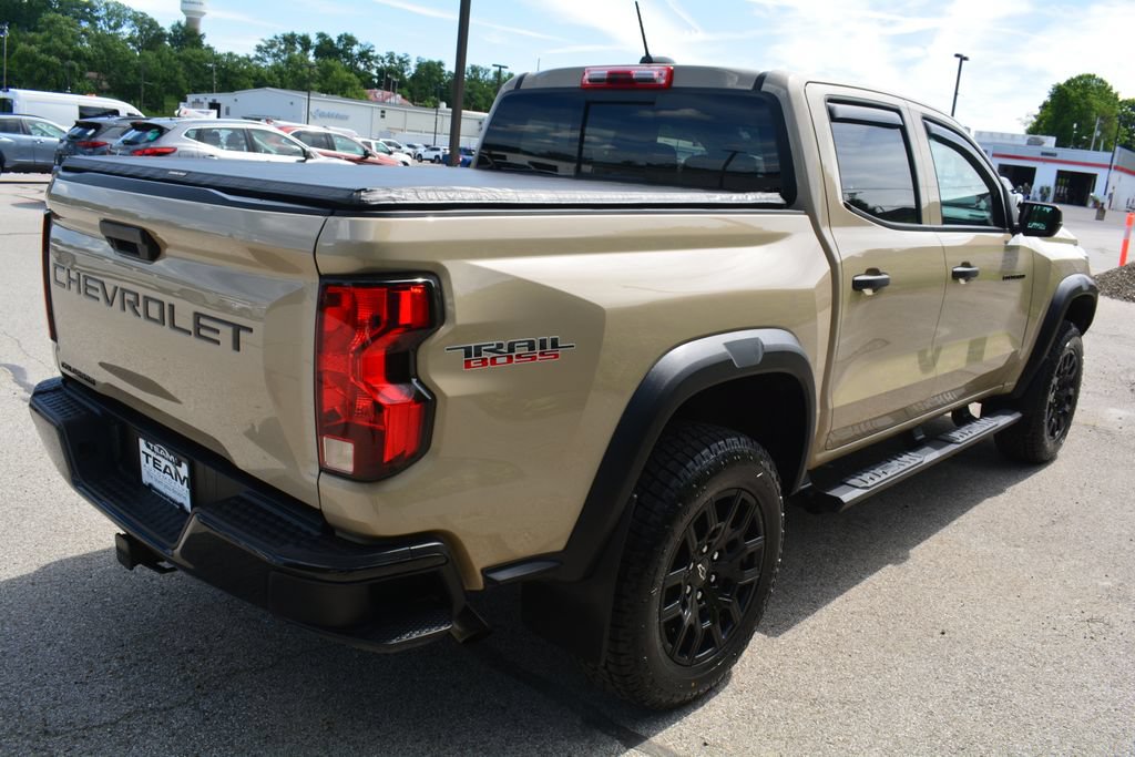 Used 2024 Chevrolet Colorado Trail Boss AWD/4WD image 5