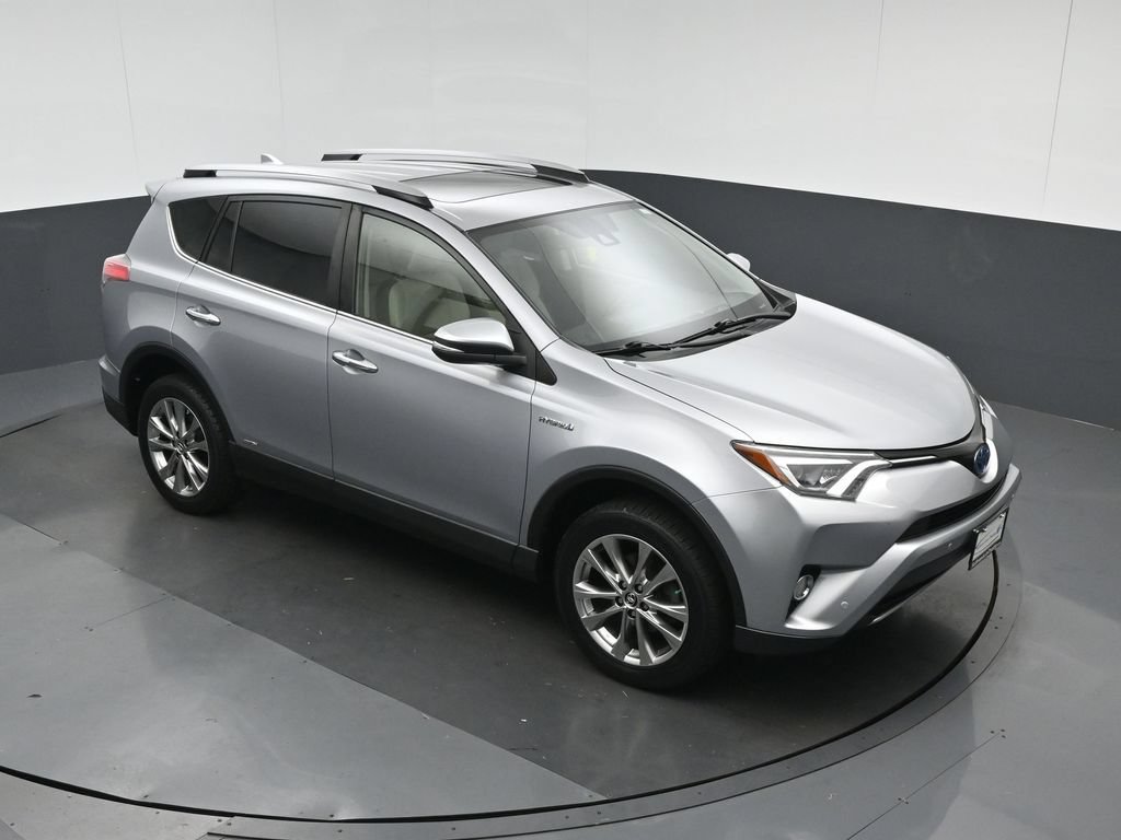 Used 2018 Toyota RAV4 Limited AWD/4WD image 59