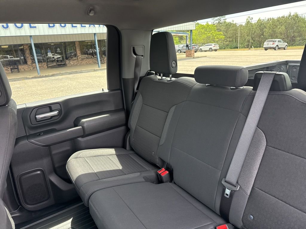 Used 2024 Chevrolet Silverado 2500 Custom w/ Custom Value Package AWD/4WD image 21