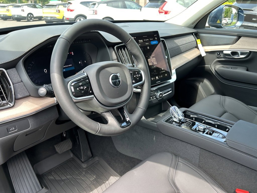 New 2026 Volvo XC90 B5 Plus image 7
