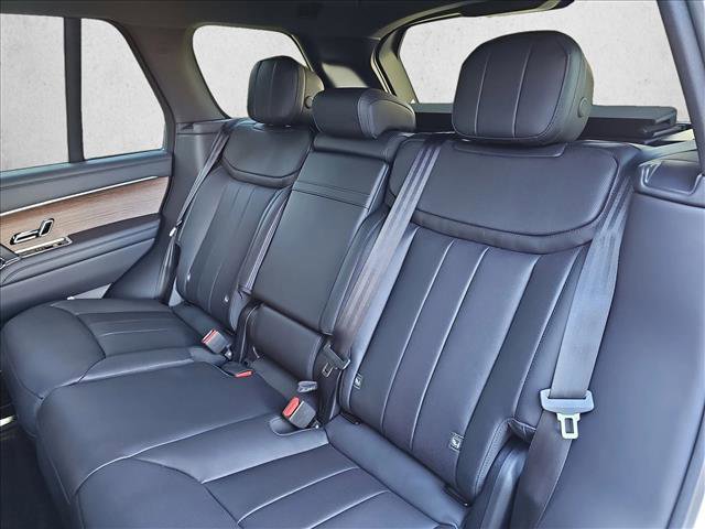 New 2025 Land Rover Range Rover SE image 14