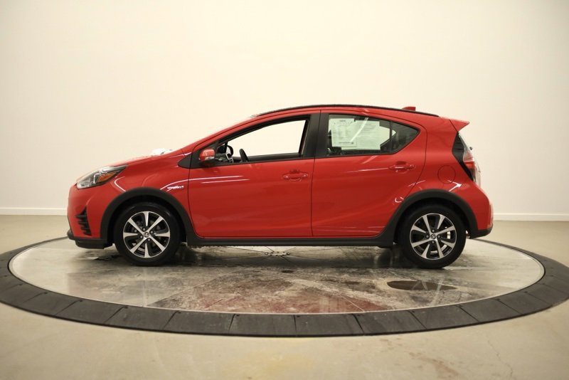 Used 2018 Toyota Prius C Two image 6