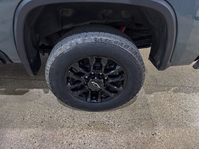 Used 2025 Chevrolet Silverado 2500 LTZ w/ Trail Boss Package AWD/4WD image 31