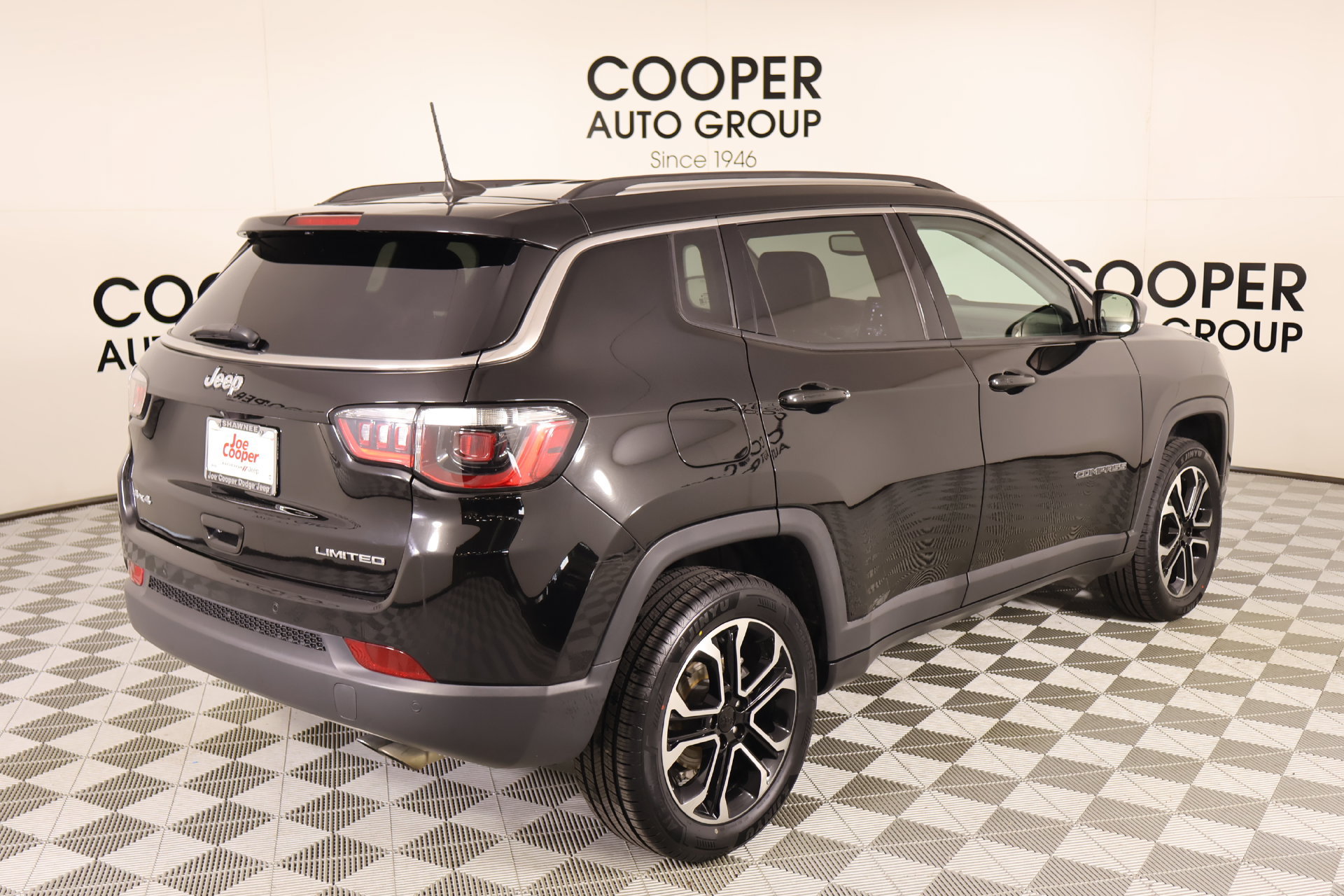 Used 2022 Jeep Compass Limited AWD/4WD image 20