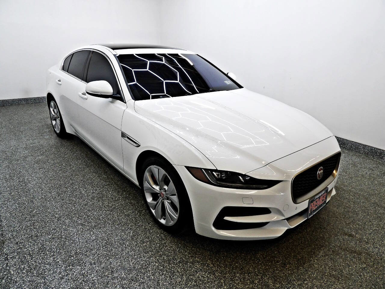 Used 2020 Jaguar XE S image 3