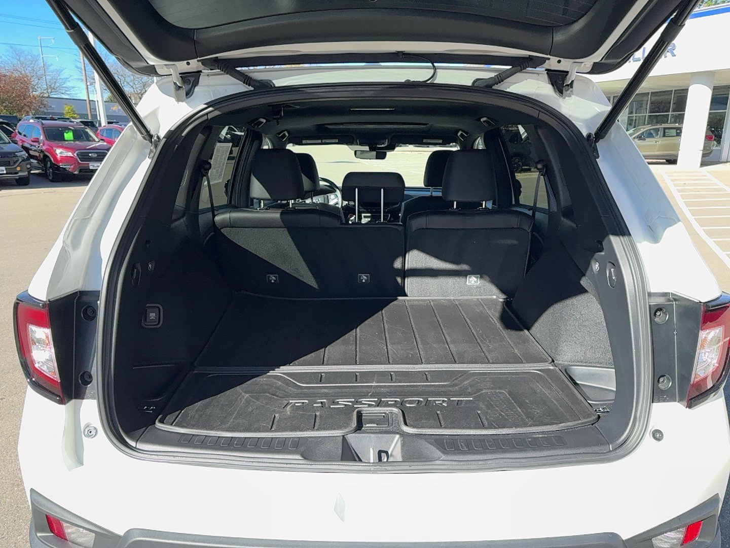 Used 2025 Honda Passport Black Edition image 20