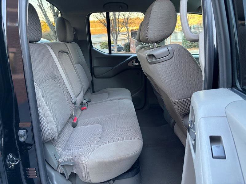 Used 2007 Nissan Frontier LE w/ Rockford Fosgate Pkg RWD image 34