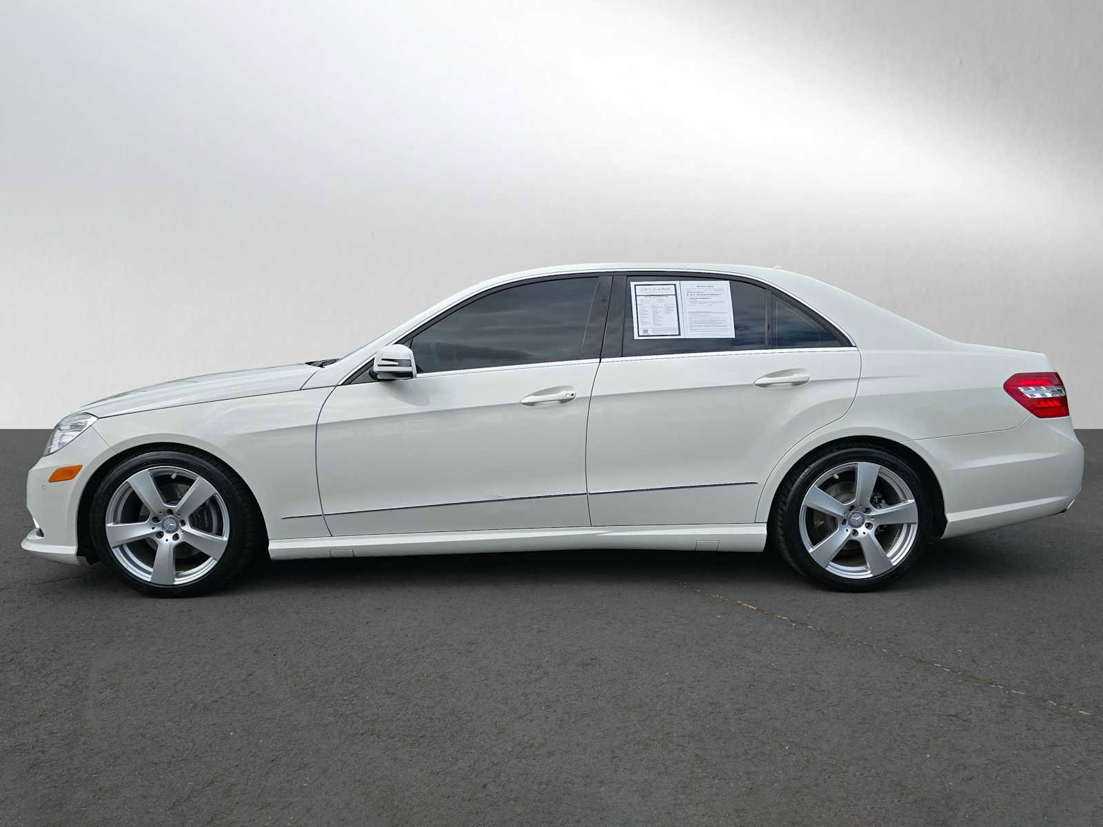 Used 2011 Mercedes-Benz E 350 Sedan image 6