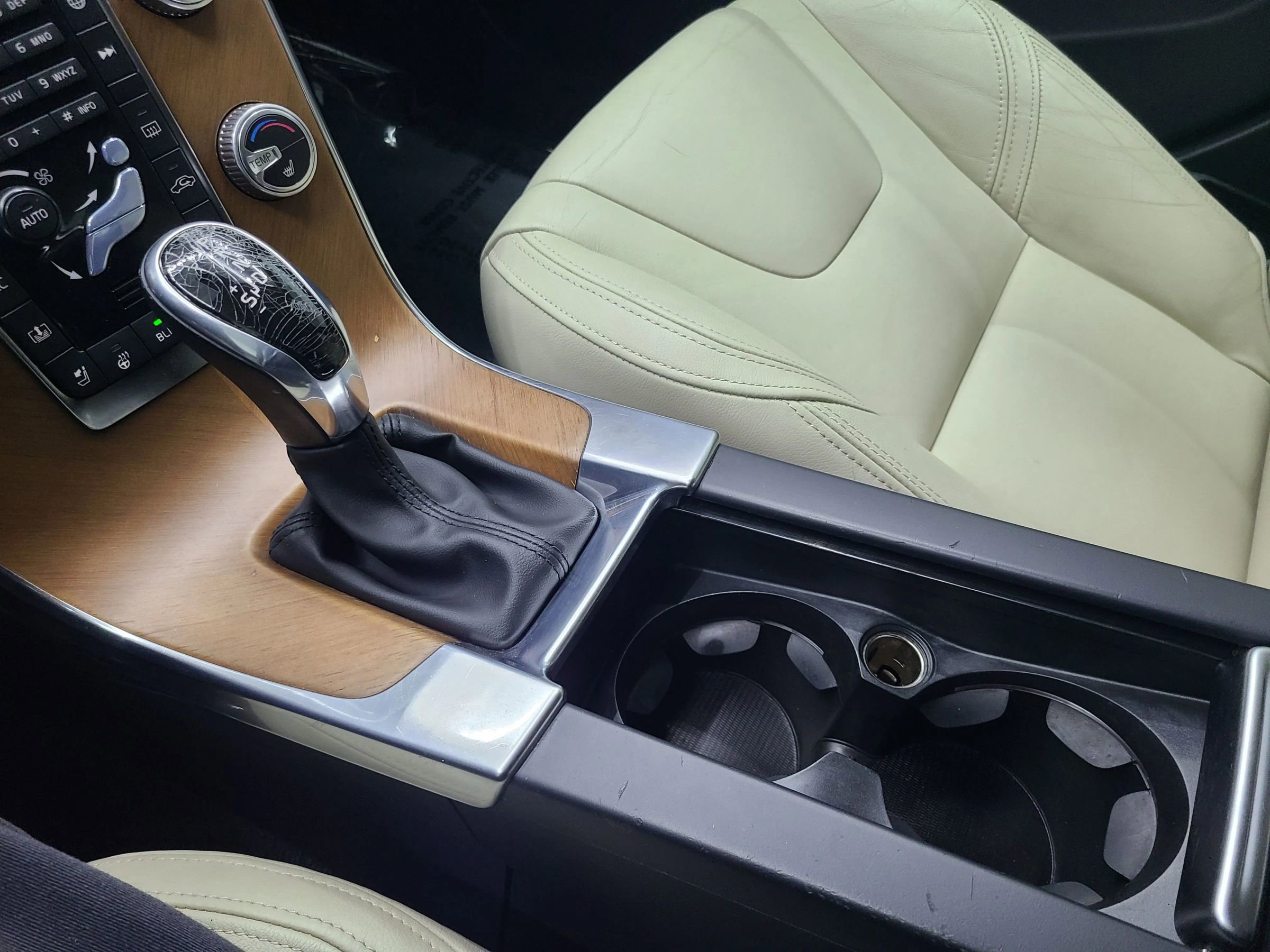 Used 2016 Volvo S60 T5 Premier image 30