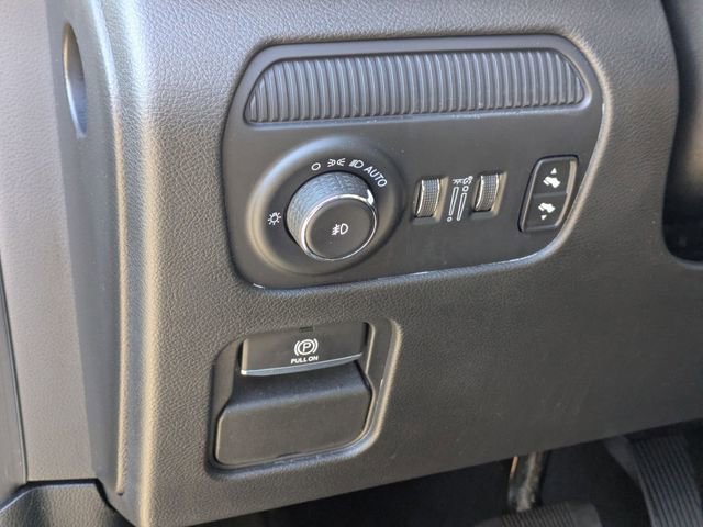 Used 2024 Jeep Wagoneer L Series III w/ Flexible Seating Group image 14