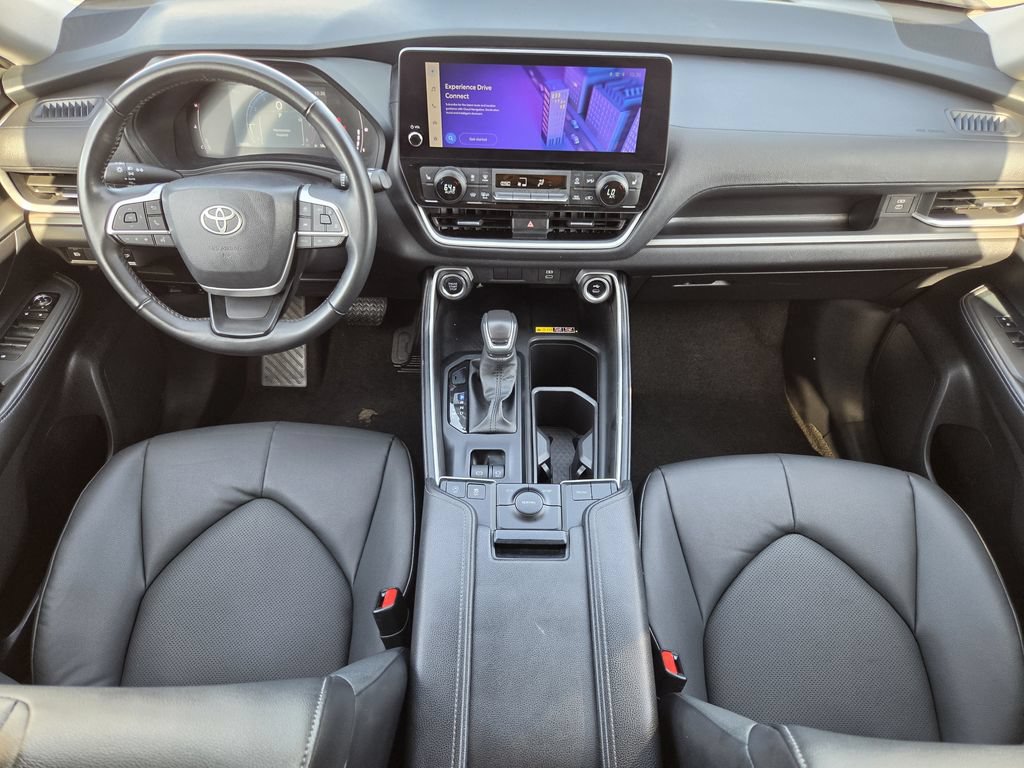 Used 2025 Toyota Grand Highlander FWD image 13