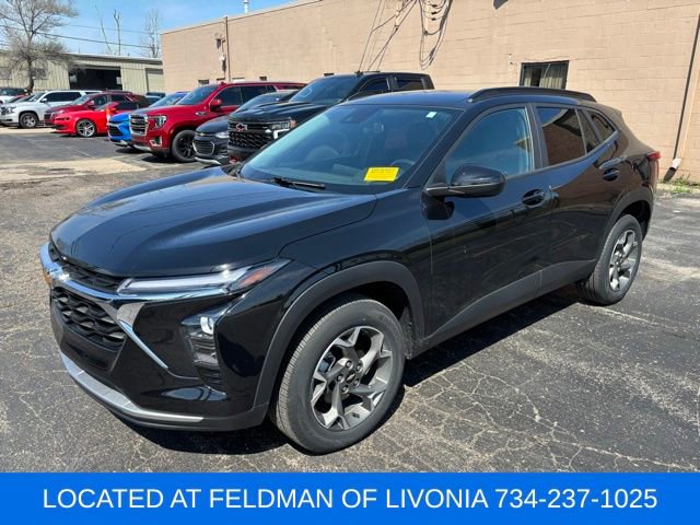 Certified 2024 Chevrolet Trax LT w/ Driver Confidence Package FWD image 1