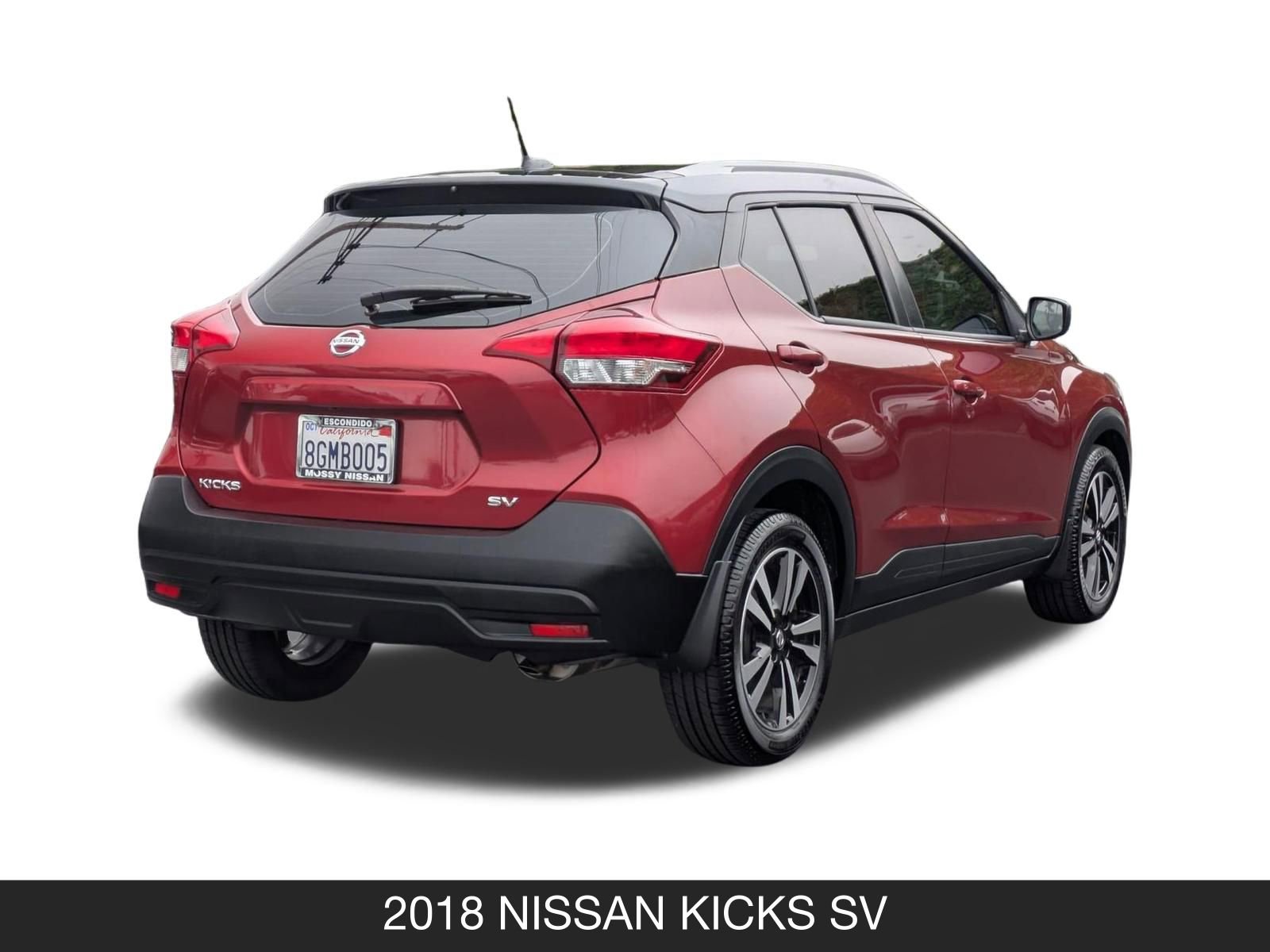 Used 2018 Nissan Kicks SV image 8
