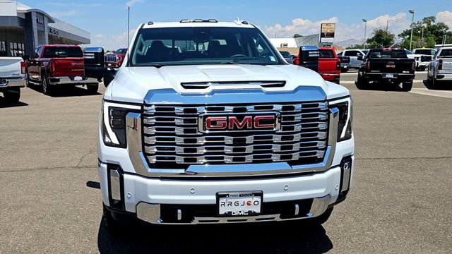 New 2026 GMC Sierra 2500 Denali w/ Denali Reserve Package AWD/4WD image 3