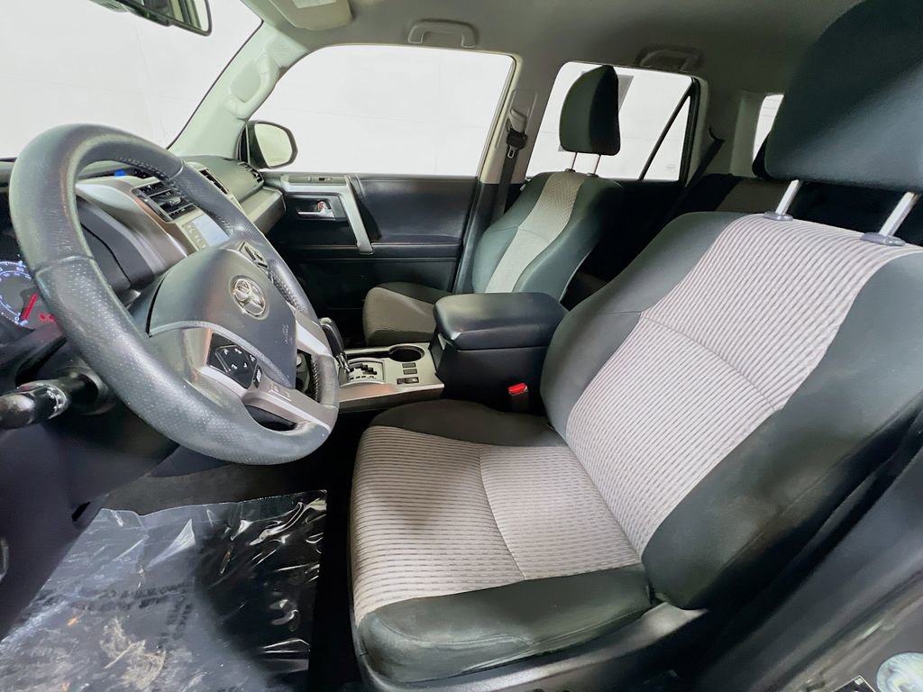 Certified 2021 Toyota 4Runner SR5 AWD/4WD image 19