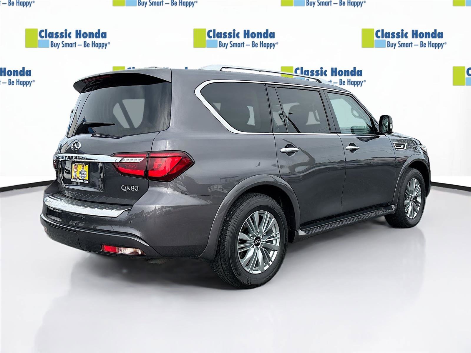 Used 2024 INFINITI QX80 Luxe RWD image 8