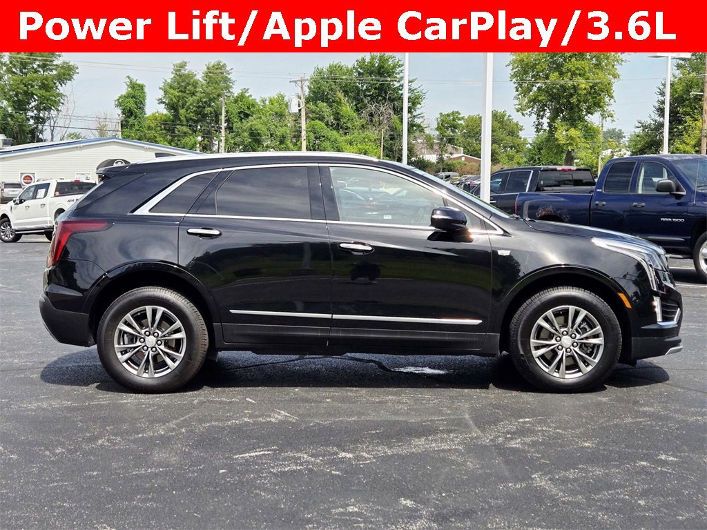 Used 2022 Cadillac XT5 Premium Luxury image 2