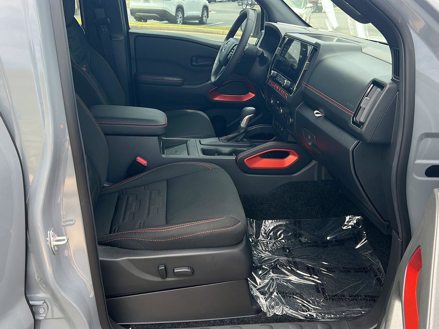 New 2026 Nissan Frontier Pro-X w/ Pro-X Convenience Package RWD image 13