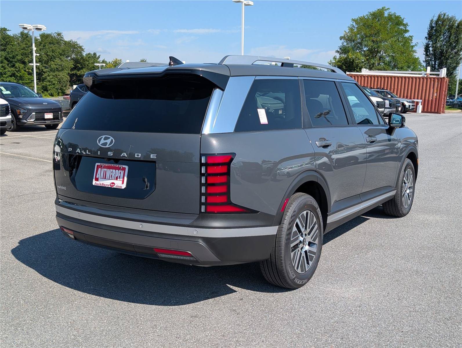 New 2026 Hyundai Palisade FWD Hybrid image 3