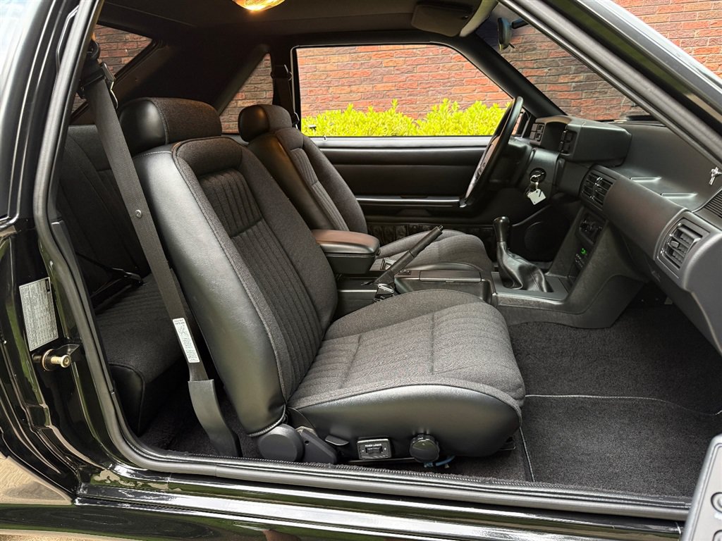 Used 1993 Ford Mustang Cobra RWD image 59