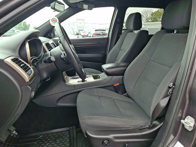 Used 2014 Jeep Grand Cherokee Laredo w/ Quick Order Package 23E AWD/4WD image 17