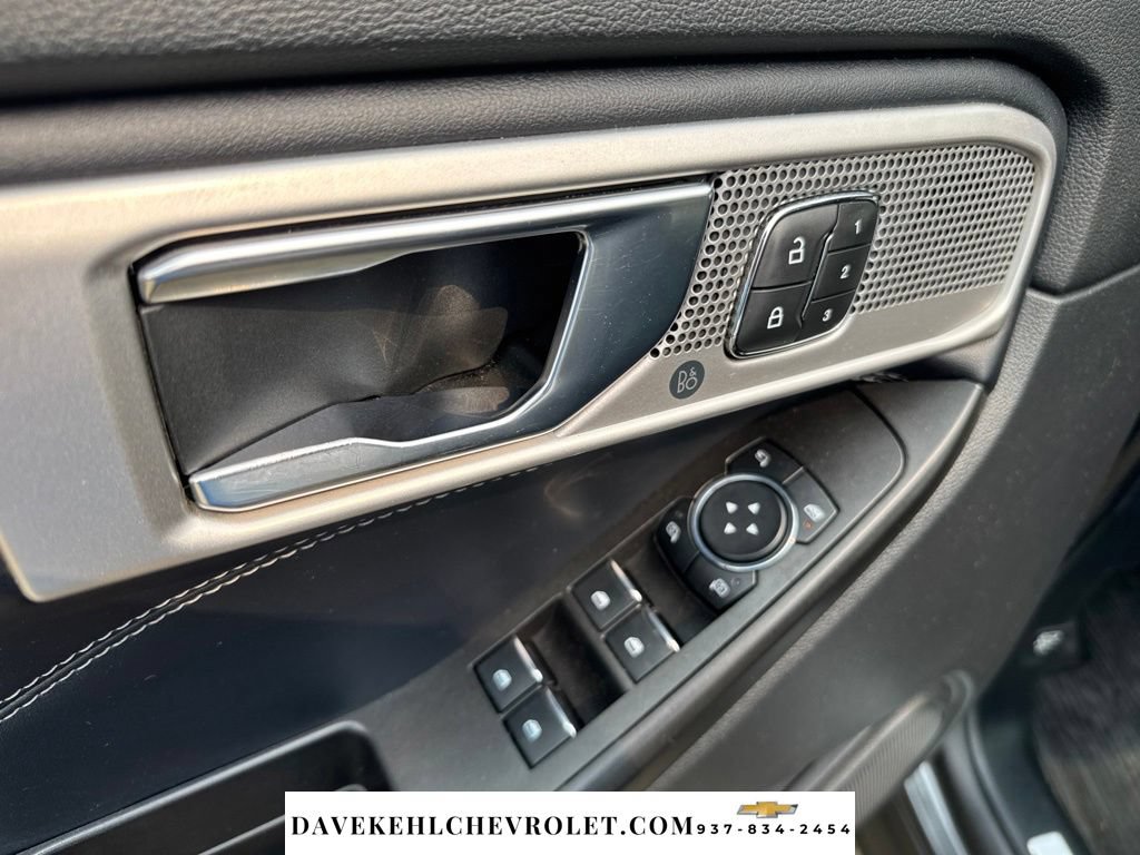 Used 2020 Ford Explorer Limited AWD/4WD image 11