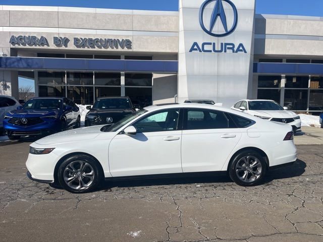 Used 2023 Honda Accord EX-L image 4