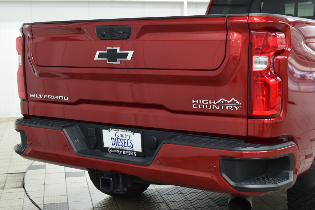 Used 2024 Chevrolet Silverado 3500 High Country w/ Technology Package AWD/4WD image 21