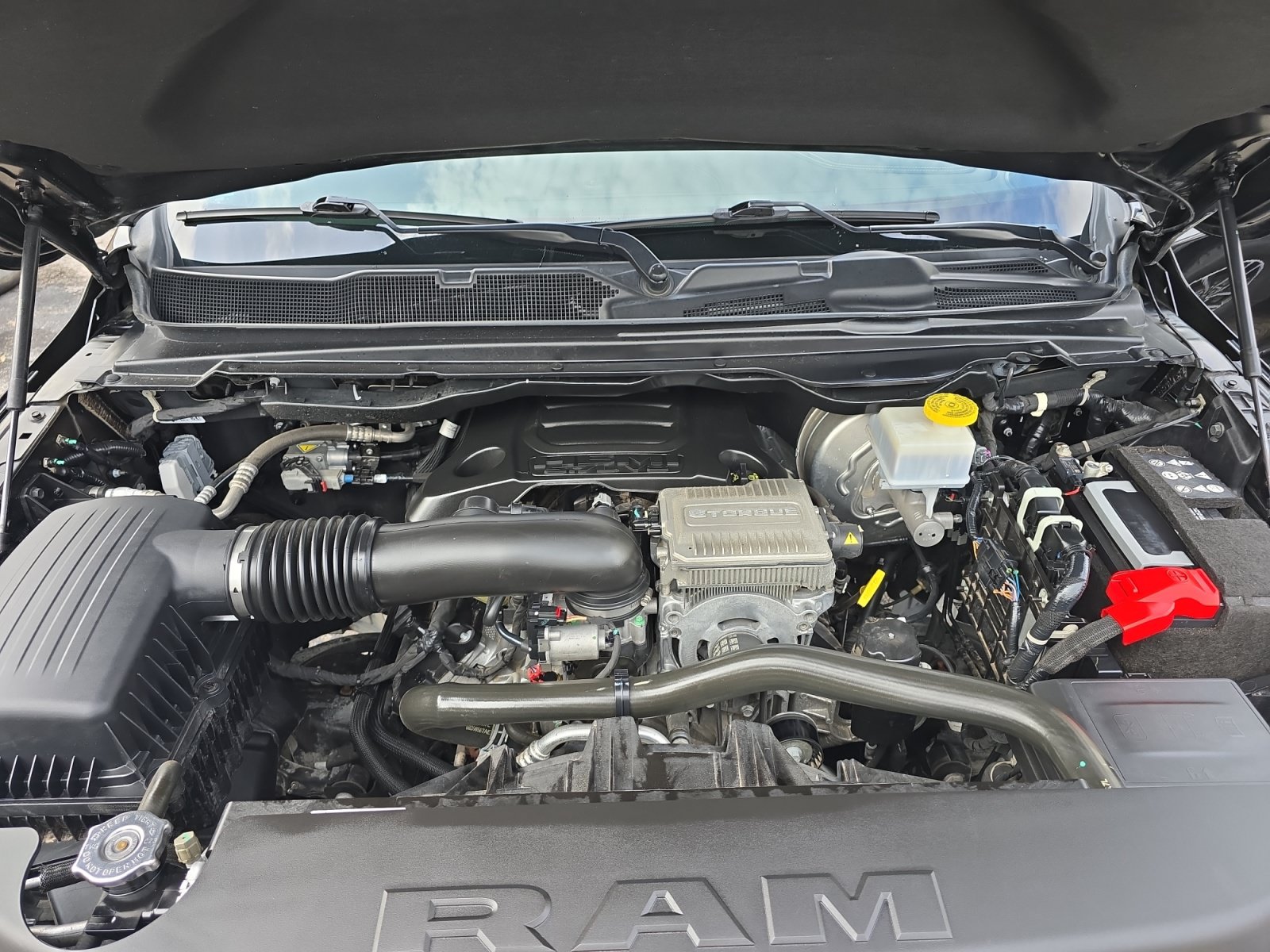 Certified 2024 RAM 1500 Laramie AWD/4WD image 31