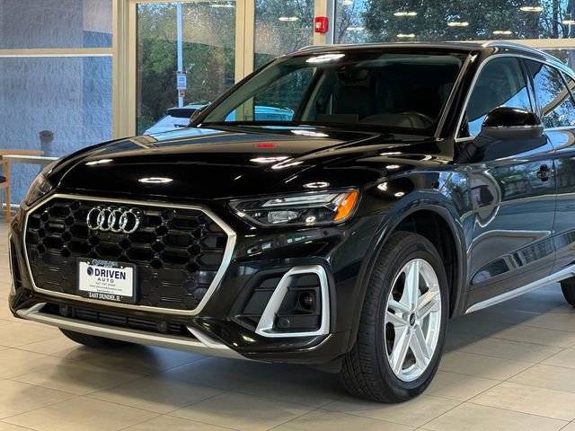 Used 2022 Audi Q5 e Premium Plus w/ Premium Plus Package image 3