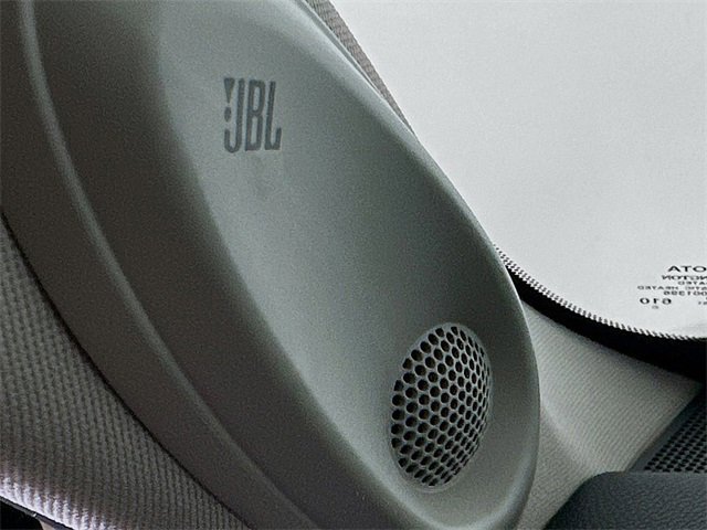 Used 2023 Toyota Highlander Limited image 20