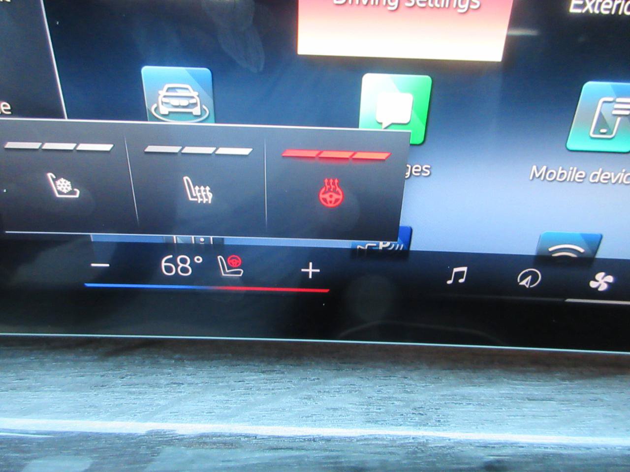 Used 2023 BMW 760i xDrive AWD/4WD image 57
