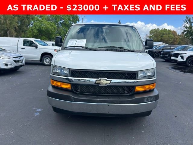 Used 2022 Chevrolet Express 2500 w/ Driver Convenience Package image 2