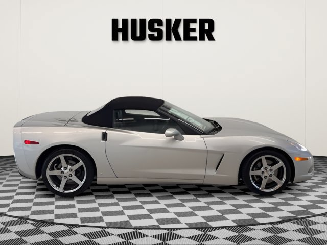 Used 2008 Chevrolet Corvette Convertible w/ Preferred Equipment Group RWD image 2
