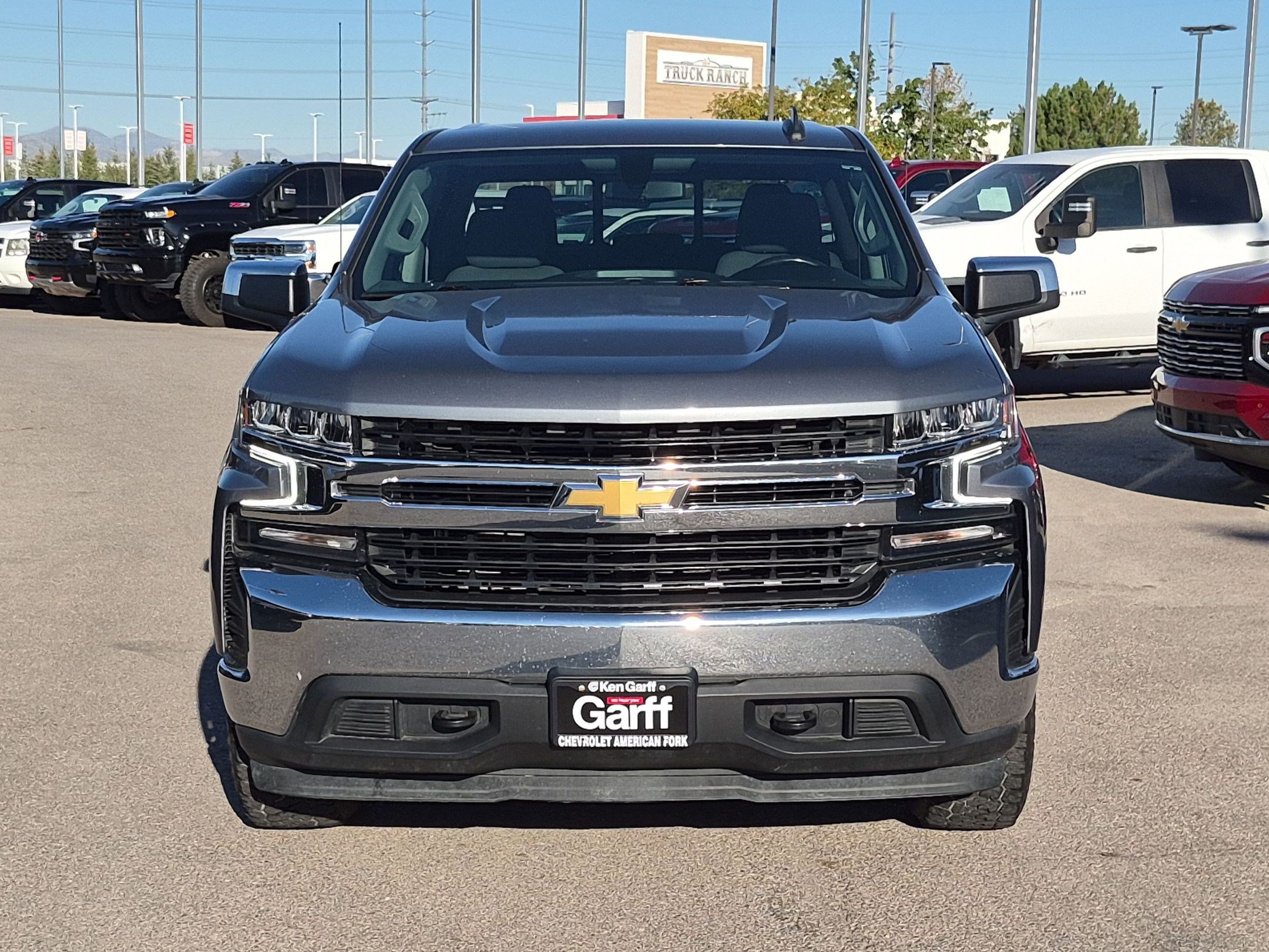 Used 2022 Chevrolet Silverado 1500 LT AWD/4WD image 9