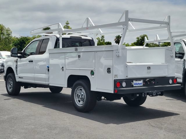 New 2026 Ford F350 XL w/ XL Chrome Package AWD/4WD image 2