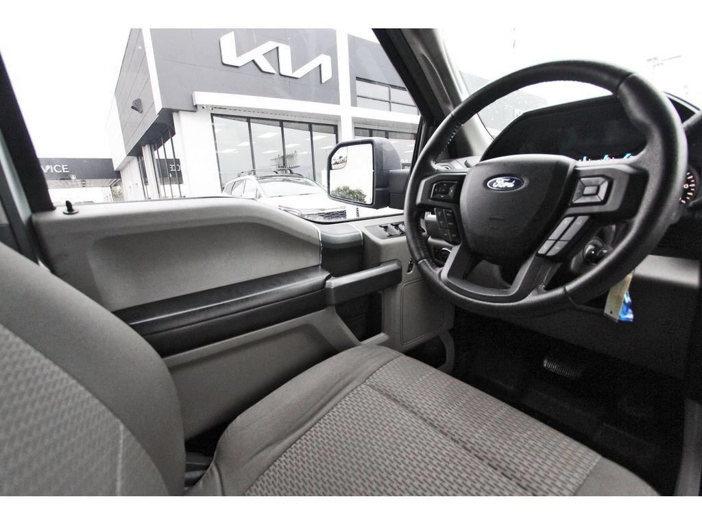 Used 2015 Ford F150 XLT w/ Equipment Group 301A Mid AWD/4WD image 9