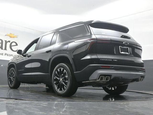 New 2026 Chevrolet Traverse LT w/ Sun and Wheel Package image 5