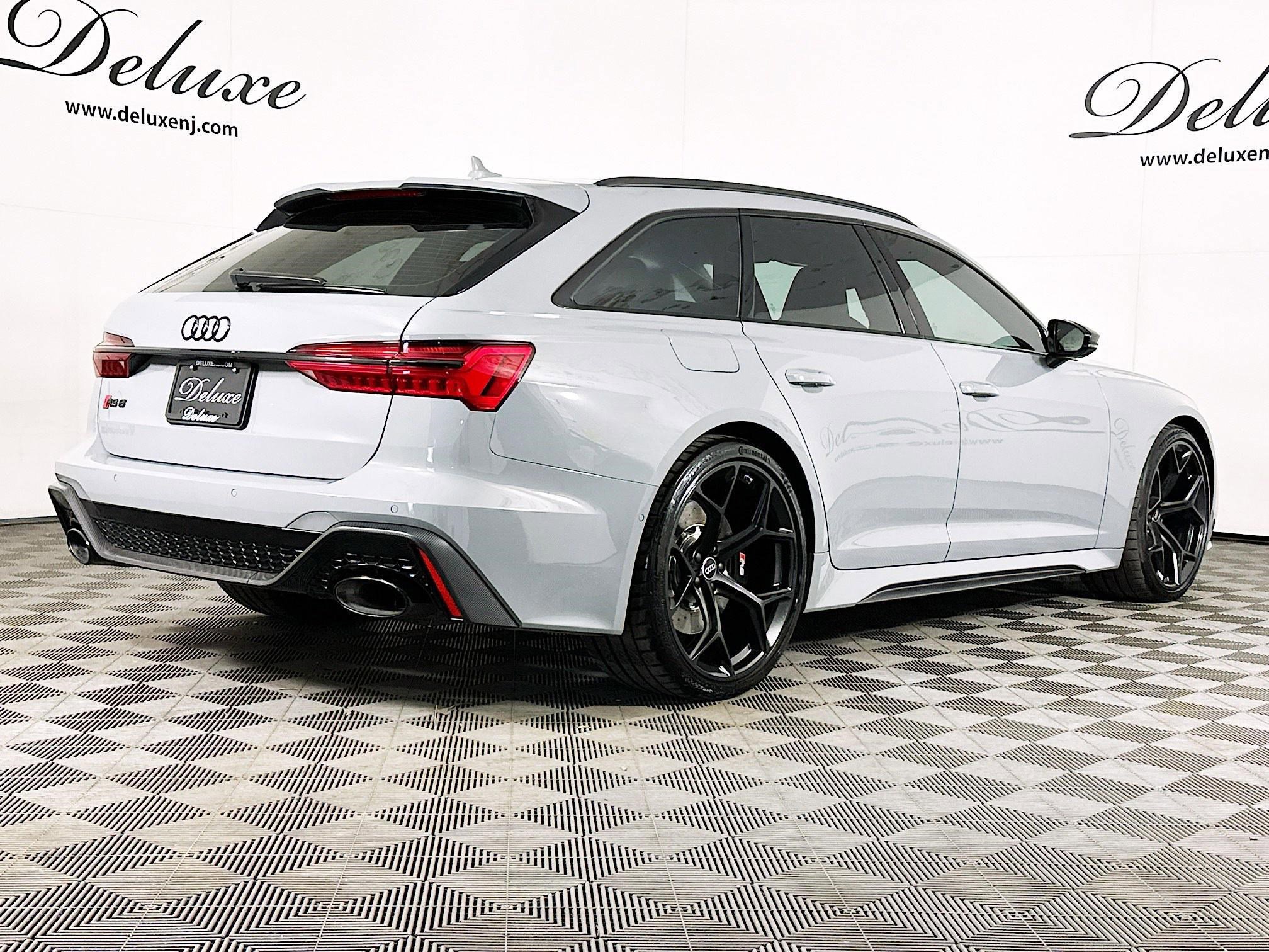 Used 2025 Audi RS 6 performance w/ Matte Carbon Package AWD/4WD image 6